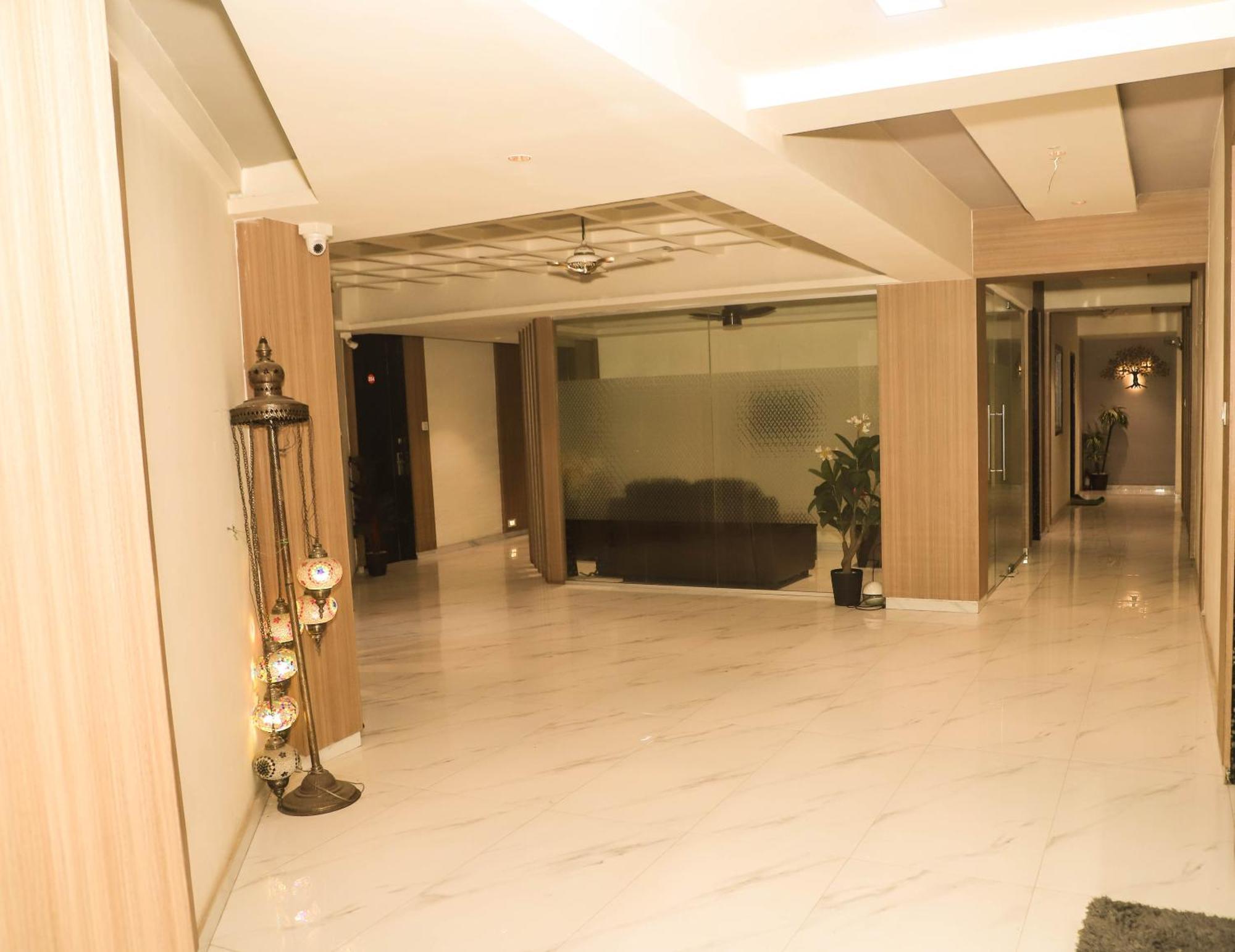 Hotel Arc Palace Bhiwandi Exteriör bild