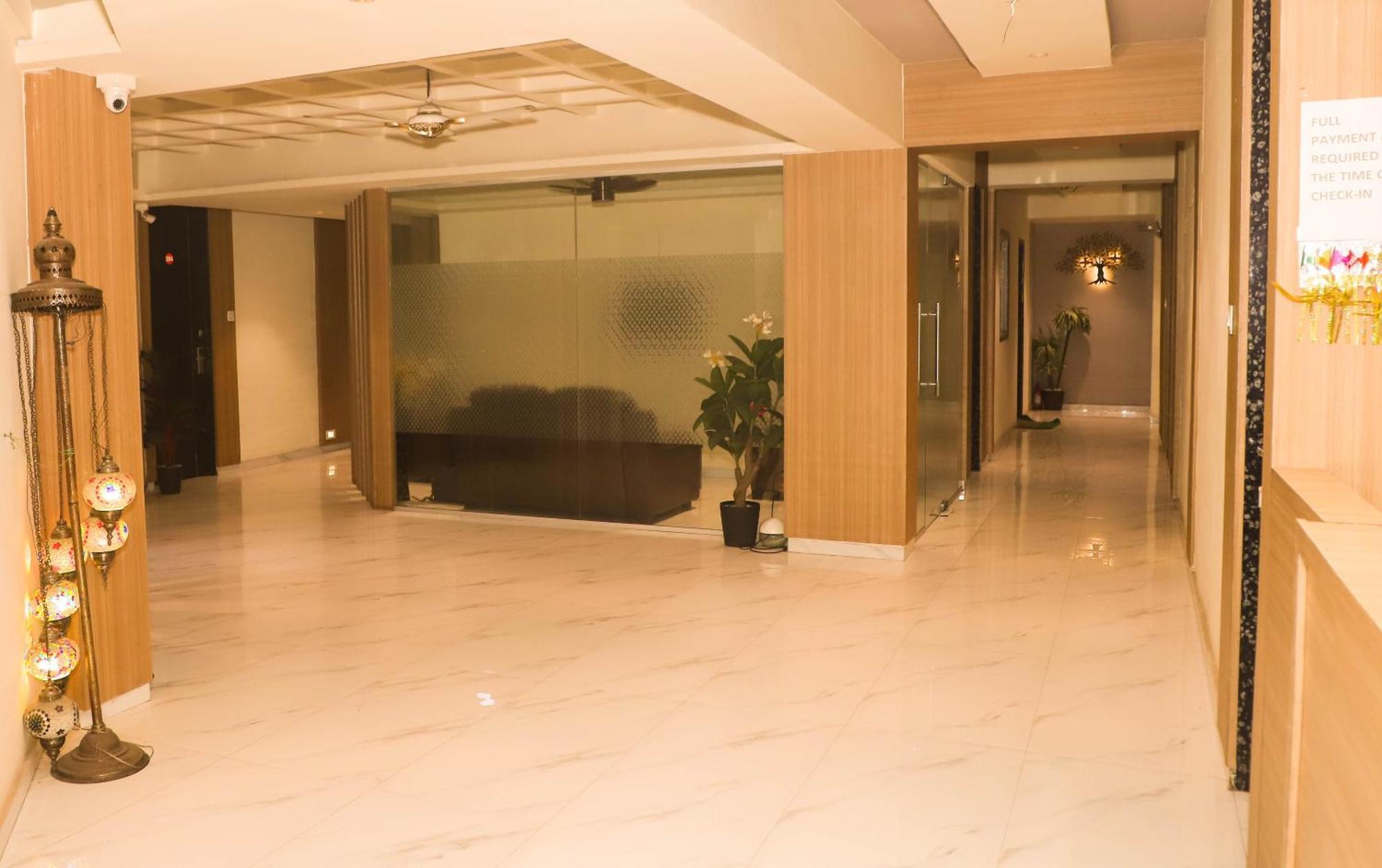 Hotel Arc Palace Bhiwandi Exteriör bild