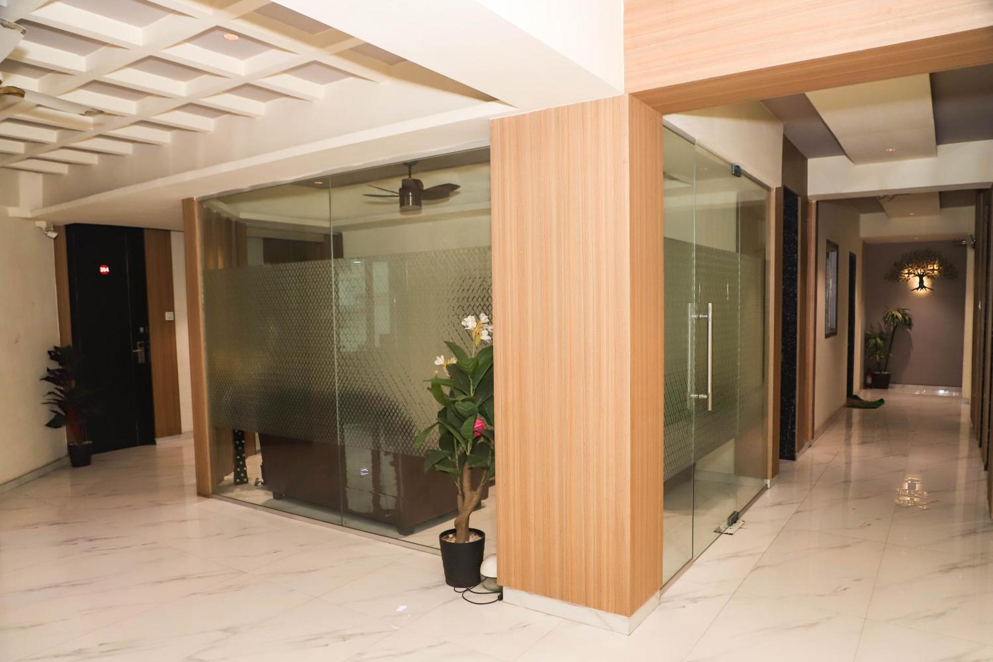 Hotel Arc Palace Bhiwandi Exteriör bild