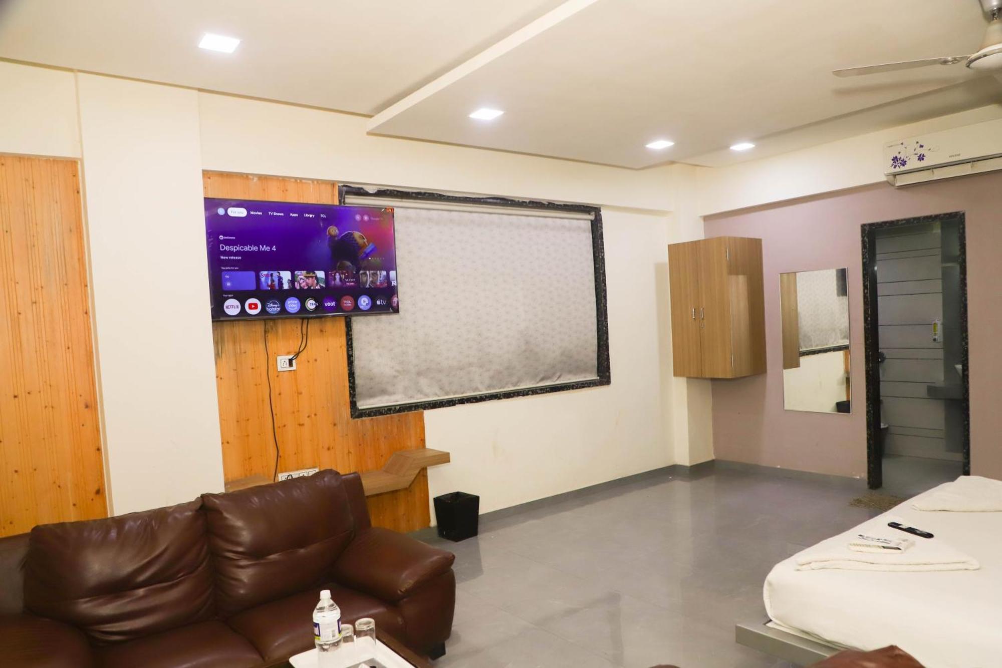 Hotel Arc Palace Bhiwandi Exteriör bild